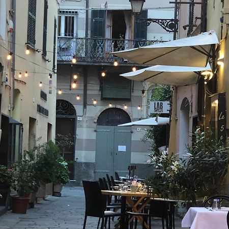 La Casa Sulla Piazzetta Apartment อัลเบงกา ภายนอก รูปภาพ